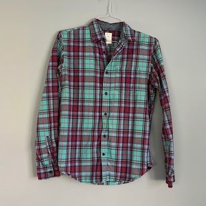 Gap plaid button front shirt small